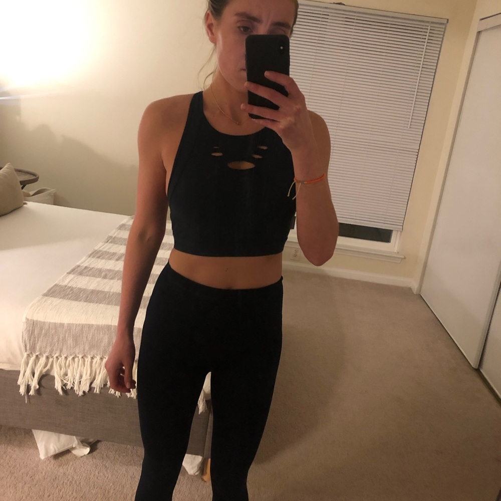 Alo crop top